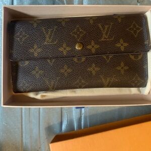 Brown Louis Vuitton Wallet